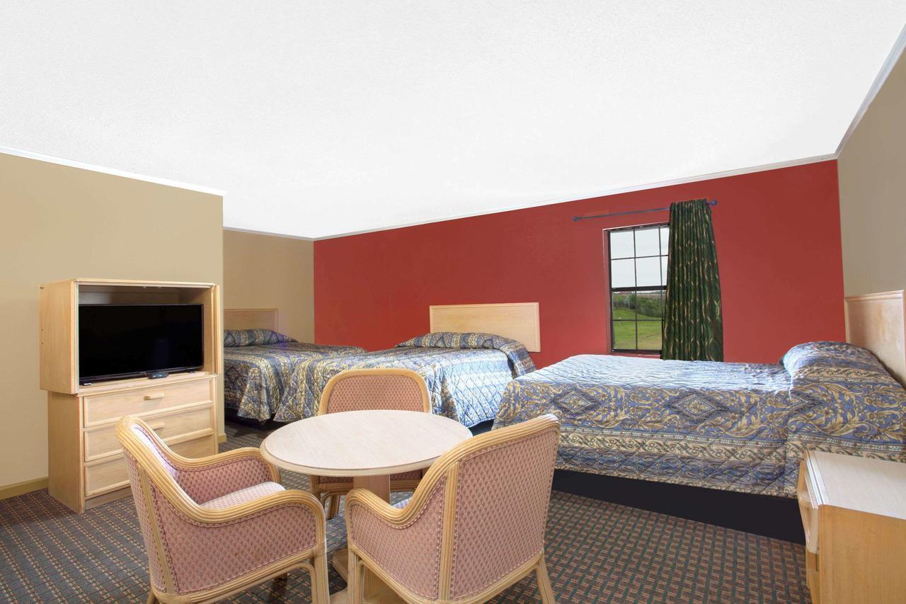 Knights Inn Wildersville Exterior foto