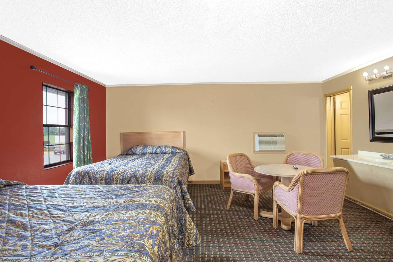 Knights Inn Wildersville Exterior foto